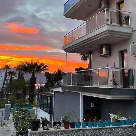 Deniz Manzarali, Plaja 100 Metre, Luks 1 Apartament
