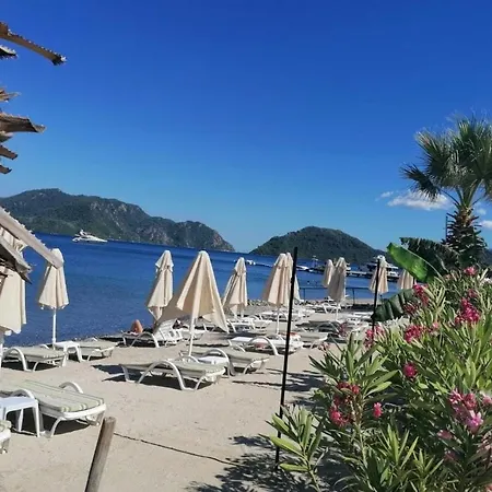 Deniz Manzarali, Plaja 100 Metre, Luks 1 Apartament Marmaris