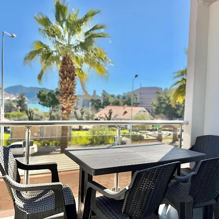 Deniz Manzarali, Plaja 100 Metre, Luks 1 Apartamento