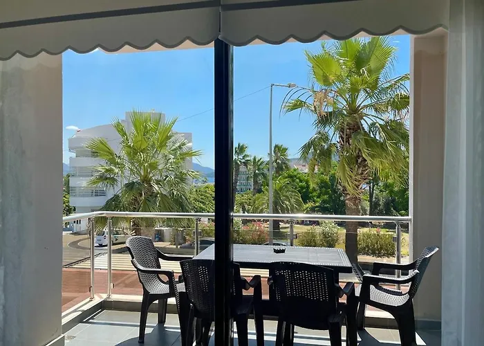 Deniz Manzarali, Plaja 100 Metre, Luks 1 Apartament *